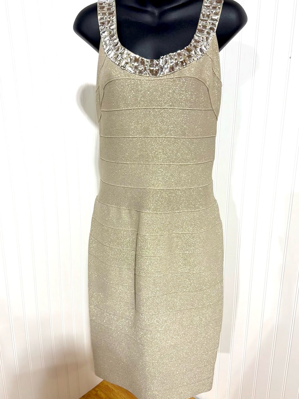 Carmen Marc Valvo Gold Metallic Jewel-Neck Sheath Dress